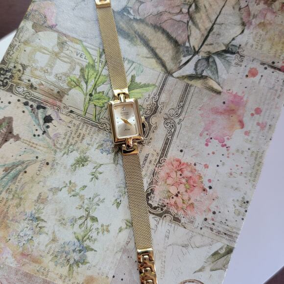 Vintage Watches Armitron Now Diamond Accent Gold Mesh Quartz Watch Womens - Picture 1 of 10